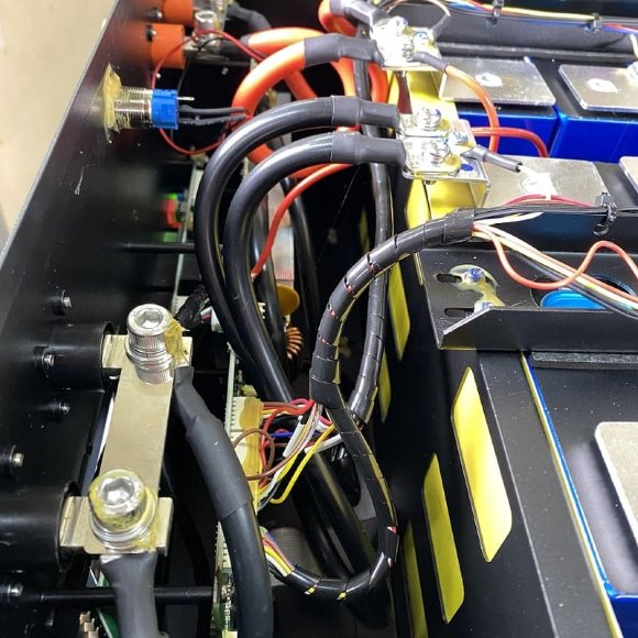 Batería de litio recargable para alimentación de reserva 51,2V 200Ah LiFePO4, células LFP EVE 3,2V 100Ah LiFePO4 grado A con certificado ROHS Batería de litio recargable para alimentación de reserva 51,2V 200Ah LiFePO4, células LFP EVE 3,2V 100Ah LiFePO4 grado A con certificado ROHS