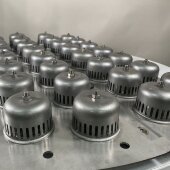 Element płyty kołpakowej 1000 mm wykonany ze stali nierdzewnej AISI 304 do kolumn gorzelniczych i destylacyjnych Element płyty kołpakowej 1000 mm wykonany ze stali nierdzewnej AISI 304 do kolumn gorzelniczych i destylacyjnych