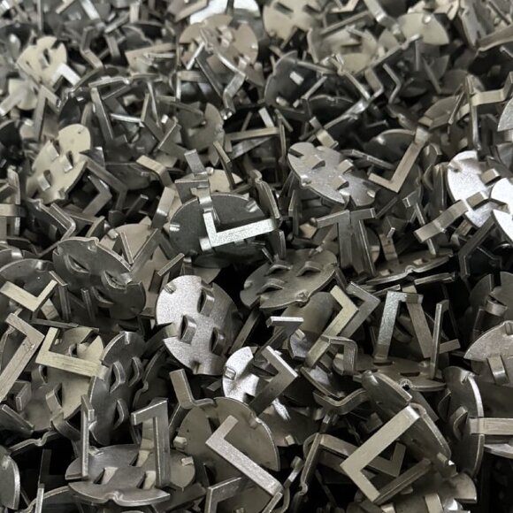 Zawór do kolumn rektyfikacyjnych i destylacyjnych, 48x2 mm, 0Cr13 Zawór do kolumn rektyfikacyjnych i destylacyjnych, 48x2 mm, 0Cr13