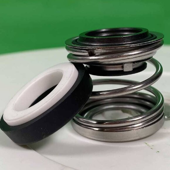 Gleitringdichtung R-110 20, CAR/CER, VITON, 304