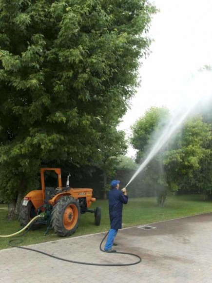 MLI 25 насос роликовый от ВОМ трактора для внесения КАС MLI 25 насос роликовый от ВОМ трактора для внесения КАС