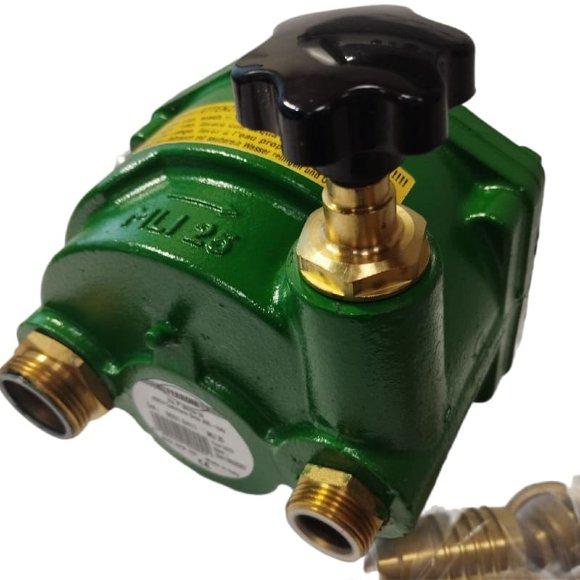 MLI 25 насос роликовый от ВОМ трактора для внесения КАС MLI 25 насос роликовый от ВОМ трактора для внесения КАС