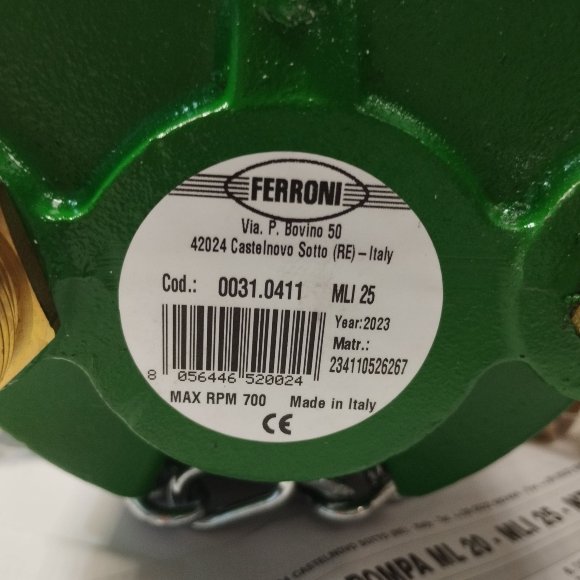 MLI 25 насос роликовый от ВОМ трактора для внесения КАС MLI 25 насос роликовый от ВОМ трактора для внесения КАС