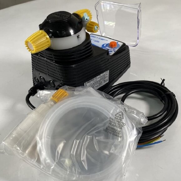 Bomba dosificadora electromagnética PDE HC151+ CST M60 240V PVDF-CE-DT, 1-10 l/h, 7-1 bar Bomba dosificadora electromagnética PDE HC151+ CST M60 240V PVDF-CE-DT, 1-10 l/h, 7-1 bar