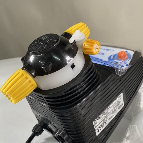 Bomba dosificadora electromagnética PDE HC151+ CST M60 240V PVDF-CE-DT, 1-10 l/h, 7-1 bar Bomba dosificadora electromagnética PDE HC151+ CST M60 240V PVDF-CE-DT, 1-10 l/h, 7-1 bar