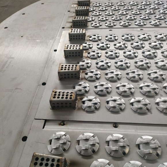 Valve plate ADV® 600 mm for columns, design, manufacture Valve plate ADV® 600 mm for columns, design, manufacture