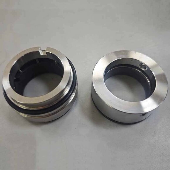 Mechanical seal for pump R-HRN 30, SIC/SIC, VITON, 304 Mechanical seal for pump R-HRN 30, SIC/SIC, VITON, 304