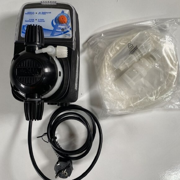 Bomba dosificadora para desinfección de agua PDE HC151+ CST M70 PVDF-CE-VT + SHUKO PLUG, 1,8-14 l/h, 20-1 bar Bomba dosificadora para desinfección de agua PDE HC151+ CST M70 PVDF-CE-VT + SHUKO PLUG, 1,8-14 l/h, 20-1 bar