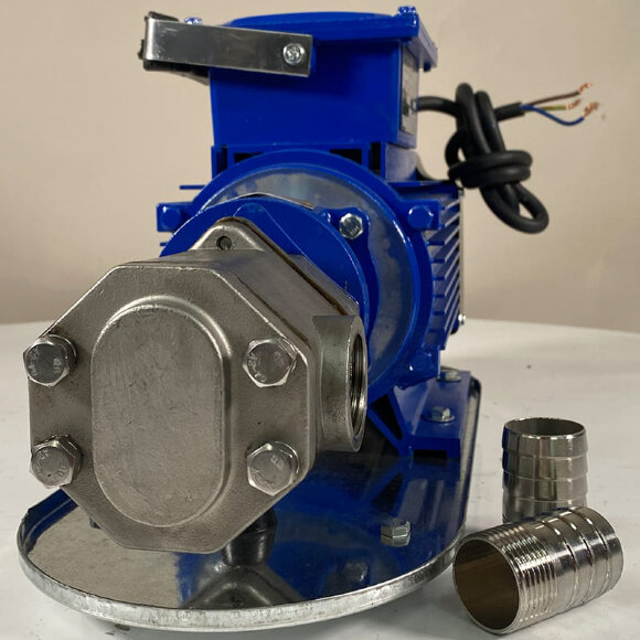 Pompa zębata ze stali nierdzewnej do przesyłu nafty WCB-100/380V 50Hz, 100 l/min, 30 m, AISI 304, 1,1 kW, 2900 obr./min, Ex Pompa zębata ze stali nierdzewnej do przesyłu nafty WCB-100/380V 50Hz, 100 l/min, 30 m, AISI 304, 1,1 kW, 2900 obr./min, Ex