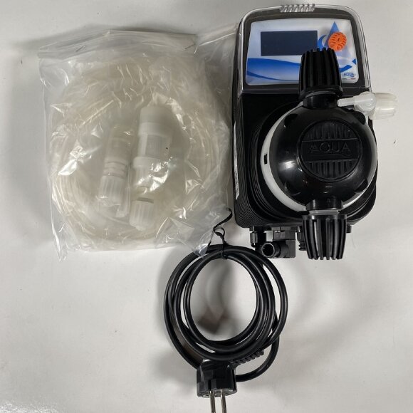 Bomba dosificadora PDE HC151+ MULTIFUNCIÓN M60 240V PVDF-CE-VT + ENCHUFE SHUKO, 1-10 l/h, 7-1 bar