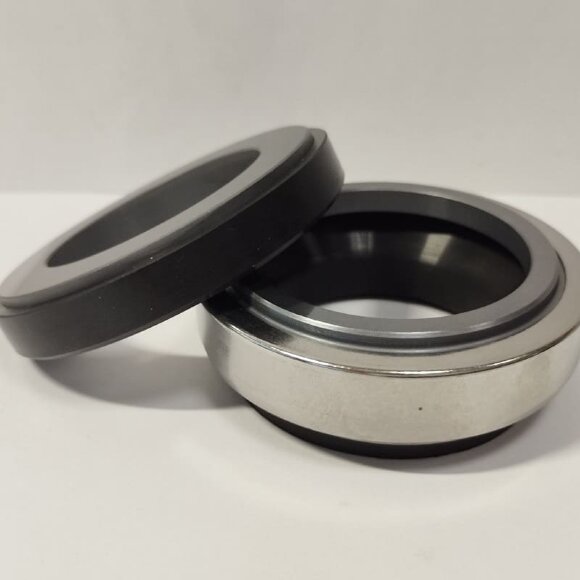 Сальник (торцеве ущільнення) насосу R-BT-AR 32, CAR/SIC, EPDM, 304 Сальник (торцеве ущільнення) насосу R-BT-AR 32, CAR/SIC, EPDM, 304