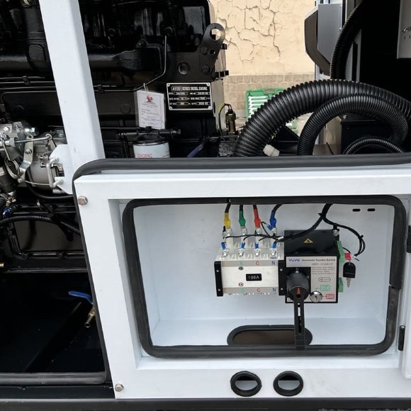 Generador diesel industrial VLAIS KP-PC20 con ATS, motor Ricardo 20kVA, 16kW, 380V/50HZ tipo cerrado