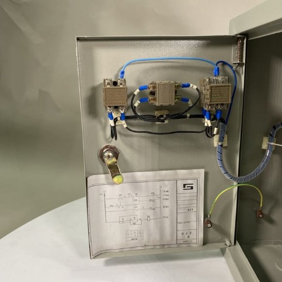 Пульт щит автоматики управления насоса, 1,5 кВт Пульт щит автоматики управления насоса, 1,5 кВт