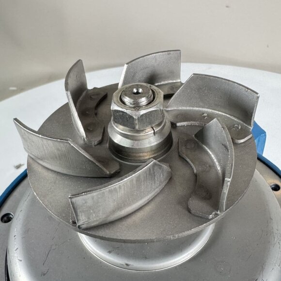 Насос для перекачування закваски TS300, 2,2 кВт, AISI 304, 380В/50Гц, 2900 об/хв з відкритим робочим колесом