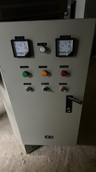 Fernbedienungspanel für die Automatisierung der Pumpensteuerung, 15 kW Fernbedienungspanel für die Automatisierung der Pumpensteuerung, 15 kW