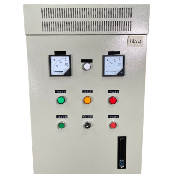 Panneau de commande de la pompe, 18,5 kW Panneau de commande de la pompe, 18,5 kW