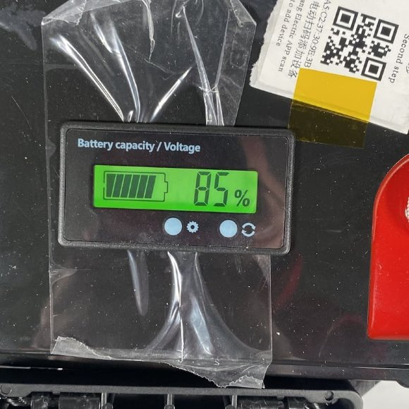 Batterie CL-12.8V 200Ah, LiFePO4, LFP ABS Schale bodenstehend mit Bluetooth und Display