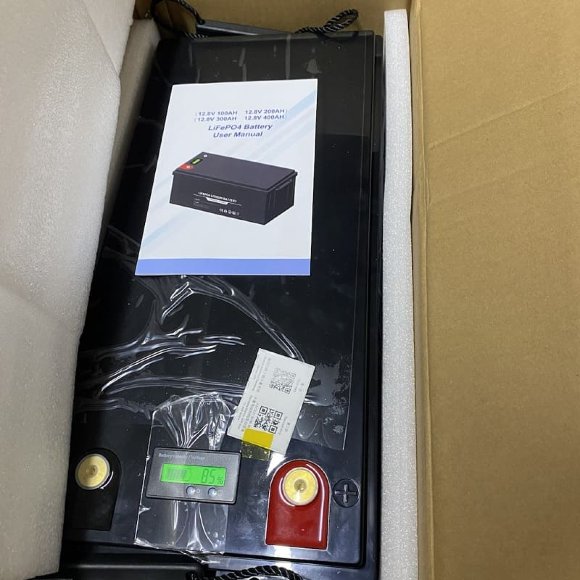 Batterie CL-12.8V 200Ah, LiFePO4, LFP ABS Schale bodenstehend mit Bluetooth und Display