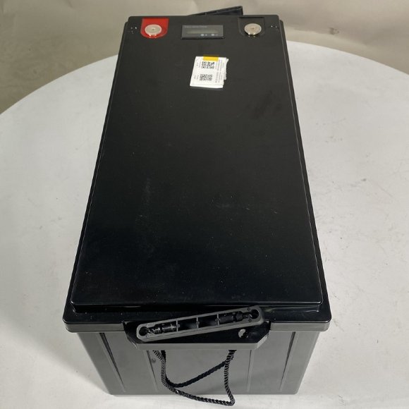 Batterie für Notstromversorgung CL-12.8V 300Ah, LiFePO4, LFP ABS Shell Standgerät mit Bluetooth und Display