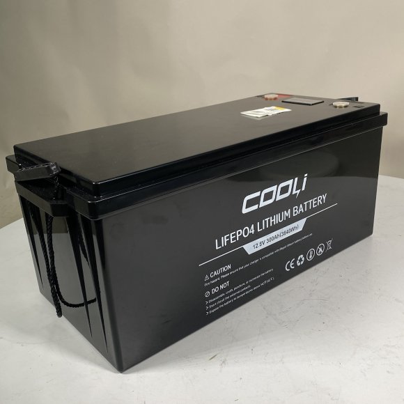 Batería para alimentación de reserva CL-12,8V 300Ah, LiFePO4, LFP ABS Carcasa de pie con Bluetooth y pantalla