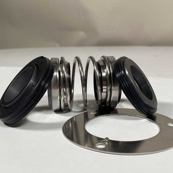 Doppeldichtung der Pumpenwelle R-4702 20, СAR/CER/SIC/SIC, NBR, 304 Doppeldichtung der Pumpenwelle R-4702 20, СAR/CER/SIC/SIC, NBR, 304