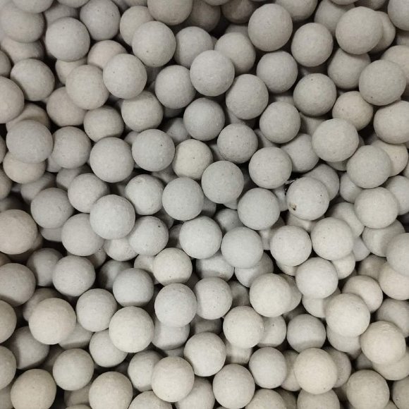 Inerte Keramikkugeln, 12mm. Inerte Keramikkugeln, 12mm.