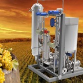 Installation mit einer Keramikmembran aus Mikrofiltration zur Herstellung von Weißwein Installation mit einer Keramikmembran aus Mikrofiltration zur Herstellung von Weißwein