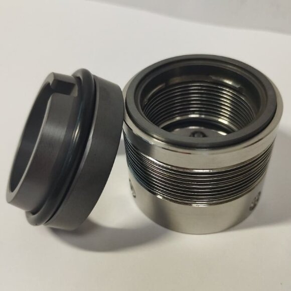 Uszczelnienie mechaniczne z mieszkiem metalowym R-680 1.5/8, SIC/SIC, VITON, AM350/316 typ JOHN CRANE 680, Chesterton 886