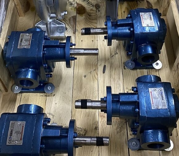 Шестеренчатый насос для масла EMSE EDP 1010, 1 1/2 дюйма 10 м3/ч, без двигателя