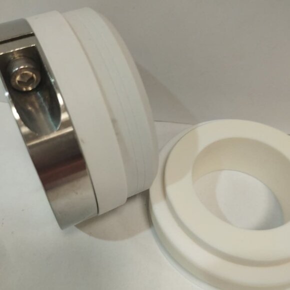 Ущільнення валу R-10R 3, SIC/SIC, PTFE, 304, V Ущільнення валу R-10R 3, SIC/SIC, PTFE, 304, V