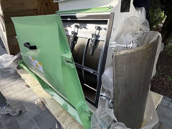 FSFP 66*80 grain hammer mill with a capacity of 5 t/h, 90 kW