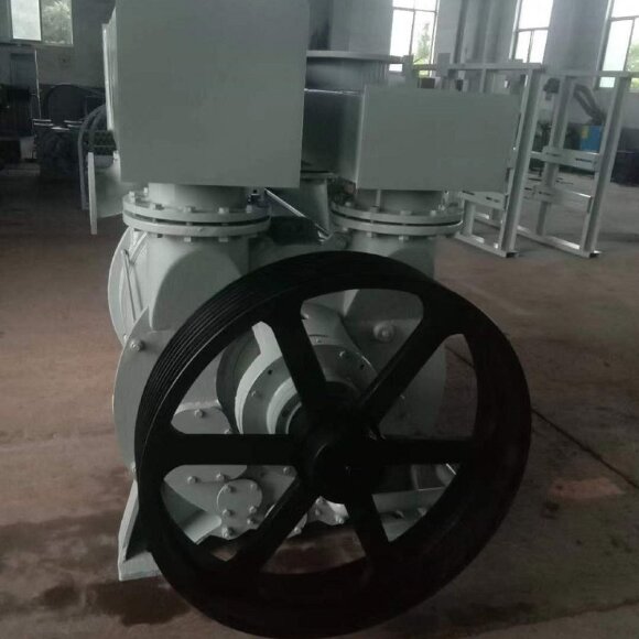 Вакуумный насос 2BEC40 90kW 380V 50Hz