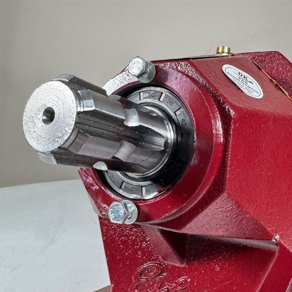 Bomba accionada por tractor con toma de fuerza MTZ-P 30/300