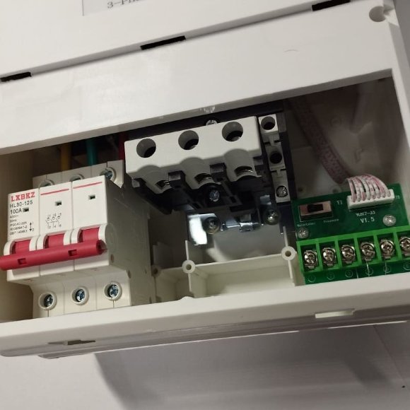 Pump Сontroller Y1-22000D, ABS plastic, 3-phase 380V-415V, 4-22kW Pump Сontroller Y1-22000D, ABS plastic, 3-phase 380V-415V, 4-22kW