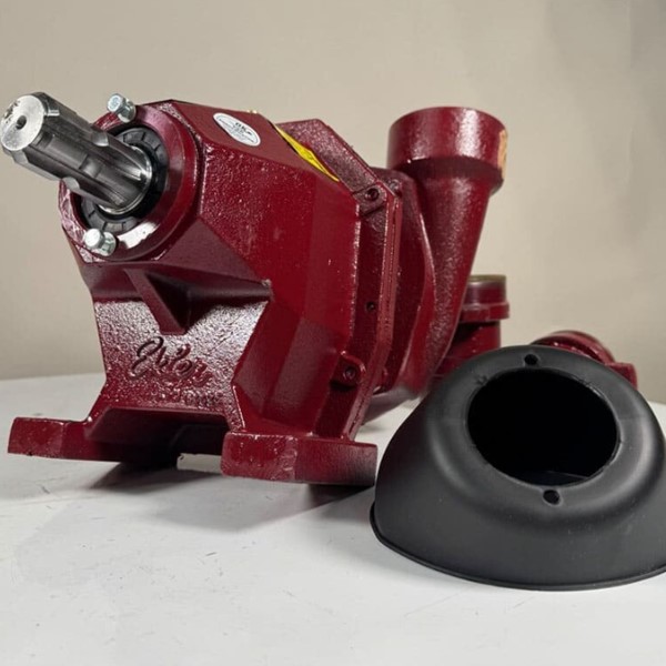 Pumpe mit Antrieb über Traktor-Zapfwelle